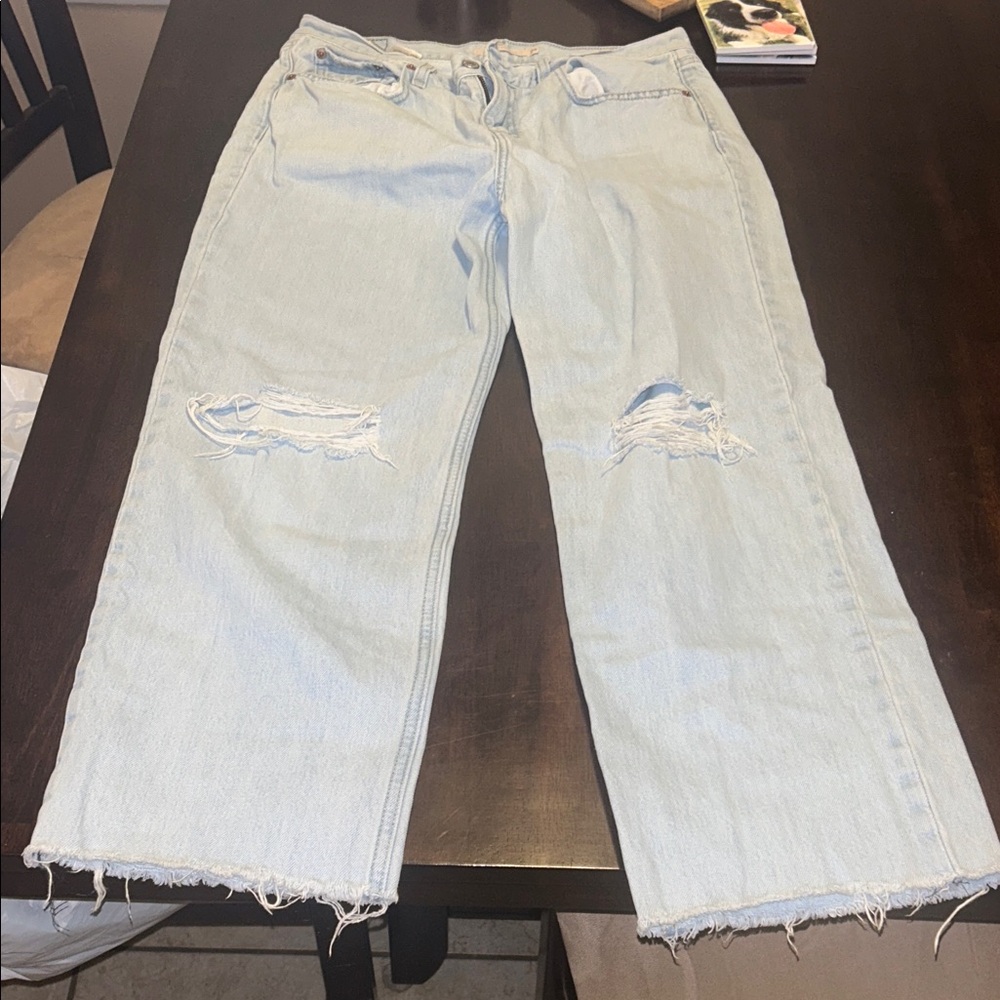 Levi's Light Blue Straight Leg Women's Jeans low pro straight size 29 raw edge